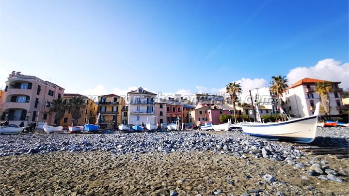 COGOLETO mare, attività licenza Bar Caffetteria