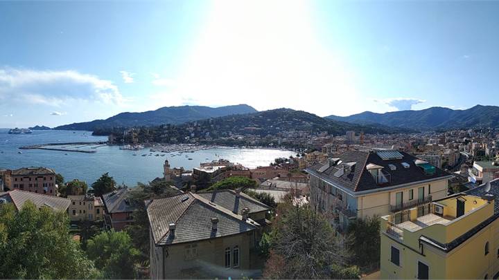 RAPALLO incantevole proprietà con suggestiva vista mare
